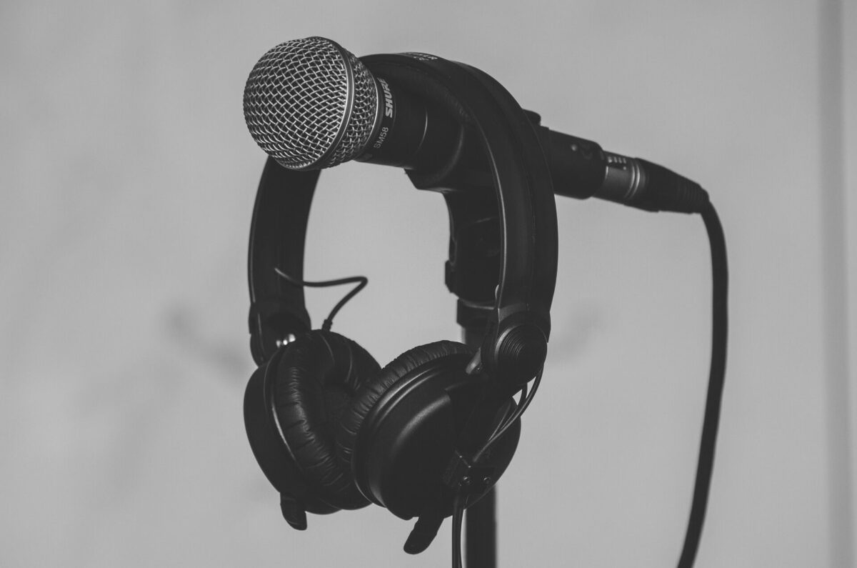 how-to-get-started-in-voice-acting